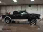 2010 Dodge 1500 Sport z VIN 1D7RV1CT3AS122917, wystawiony jako IAAI lot #41193554 z przebiegiem 109 827 mil mil oraz . Historia ofert i sprzedaży dostępna na DreamBid. Obrazek 14.