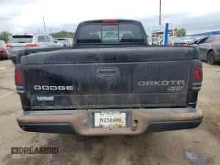 2003 Dodge Dakota z VIN 1D7HL12X83S102980, wystawiony jako Copart lot #72816614 z przebiegiem 138 422 mil mil oraz Czysty tytuł • Clean title. Historia ofert i sprzedaży dostępna na DreamBid. Obrazek 6.