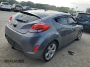 ✅ 2015 Hyundai Veloster • VIN: KMHTC6AD8FU229709 • Lot: 68139724. Wystawiony na Copart z przebiegiem 105 765 mil. Bezpłatny archiwum sprzedaży aukcyjnych z USA i szczegółowy raport historii pojazdu na DreamBid. Zdjęcie 3.