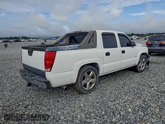 ✅ 2006 Chevrolet Avalanche LT • VIN: 3GNEK12Z06G154320 • Лот: 95430865. Опубликован ранее на Copart с пробегом 222 327 миль. Бесплатный доступ к архиву аукционных продаж из США и подробный отчёт об истории автомобиля на DreamBid. Изображение 3.