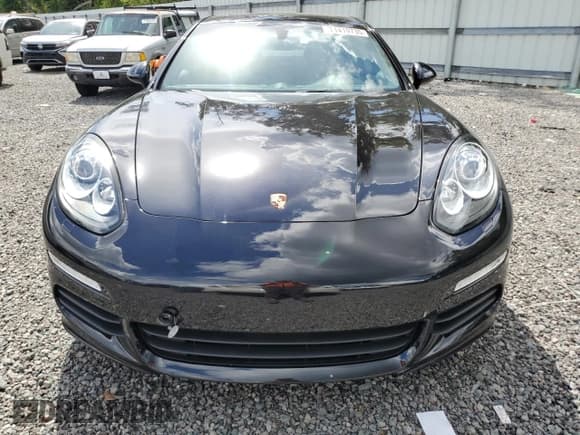 ✅ 2016 Porsche Panamera 4 • VIN: WP0AA2A72GL004035 • Lot: 71419735. Wystawiony na Copart z przebiegiem 24 391 mil. Bezpłatny archiwum sprzedaży aukcyjnych z USA i szczegółowy raport historii pojazdu na DreamBid. Zdjęcie 5.