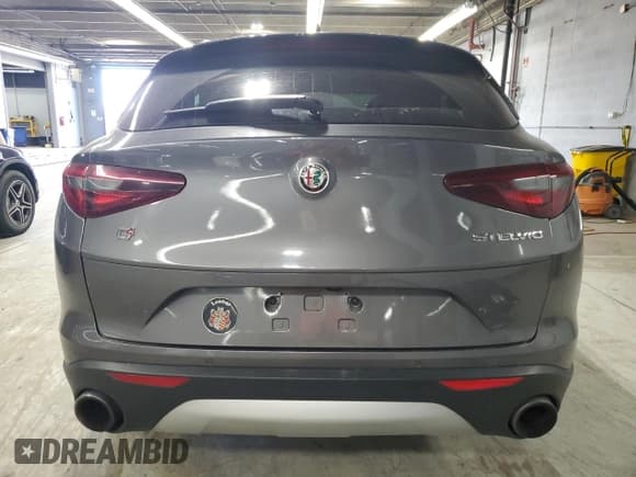 ✅ 2018 Alfa Romeo Stelvio Ti Sport • VIN: ZASFAKNN9J7B83812 • Lot: 90029945. Listed on Copart with Not provided. Free auction sales archive from the USA and detailed vehicle history report at DreamBid. Image 6.