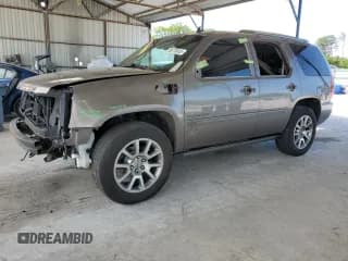 ✅ 2011 Cadillac Escalade Premium • VIN: 1GYS3CEF8BR202933 • Lot: 58378465. Listed on Copart with 255,422 mi. Free auction sales archive from the USA and detailed vehicle history report at DreamBid. Image 1.