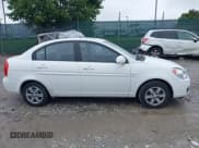 ✅ 2007 Hyundai Accent GLS • VIN: KMHCN46C27U093853 • Лот: 42318242. Опубликован ранее на IAAI с пробегом 143 865 миль. Бесплатный доступ к архиву аукционных продаж из США и подробный отчёт об истории автомобиля на DreamBid. Изображение 14.
