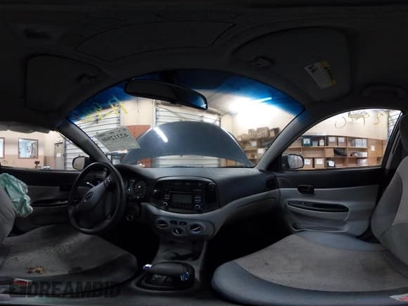 ✅ 2010 Hyundai Accent GLS • VIN: KMHCN4AC5AU445032 • Лот: 42312940. Опубликован ранее на IAAI с пробегом 156 190 миль. Бесплатный доступ к архиву аукционных продаж из США и подробный отчёт об истории автомобиля на DreamBid. Изображение 19.