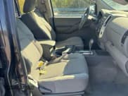 ✅ 2011 Nissan Frontier SL • VIN: 1N6AD0FV2BC442692 • Lot: 86659405. Listed on Copart with 200,973 mi. Free auction sales archive from the USA and detailed vehicle history report at DreamBid. Image 5.