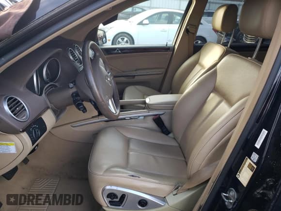 ✅ 2011 Mercedes-Benz GL 450 • VIN: 4JGBF7BE5BA630419 • Лот: 91505925. Опубликован ранее на Copart с пробегом 207 829 миль. Бесплатный доступ к архиву аукционных продаж из США и подробный отчёт об истории автомобиля на DreamBid. Изображение 7.