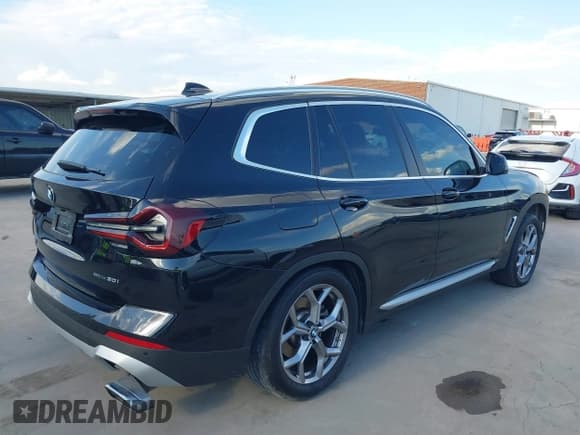 ✅ 2024 BMW X3 sDrive30i • VIN: 5UX43DP06R9T48723 • Lot: 43398810. Wystawiony na IAAI z przebiegiem 24 660 mil. Bezpłatny archiwum sprzedaży aukcyjnych z USA i szczegółowy raport historii pojazdu na DreamBid. Zdjęcie 4.