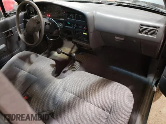 ✅ 1993 Toyota Pickup • VIN: 4TAVN01D7PZ057127 • Лот: 60927295. Опубликован ранее на Copart с пробегом 154 268 миль. Бесплатный доступ к архиву аукционных продаж из США и подробный отчёт об истории автомобиля на DreamBid. Изображение 8.