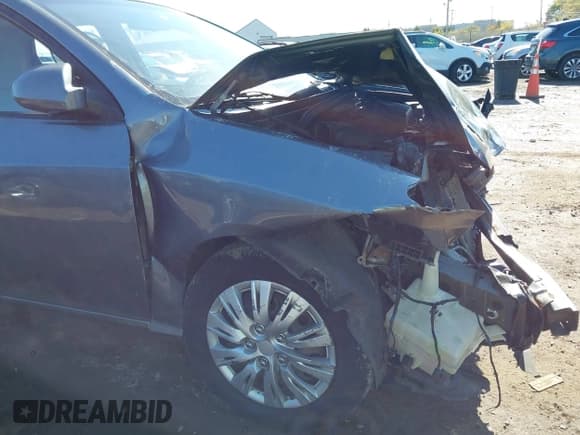 ✅ 2009 Hyundai Elantra GLS • VIN: KMHDU46DX9U804587 • Lot: 43604680. Listed on IAAI with 237,217 mi. Free auction sales archive from the USA and detailed vehicle history report at DreamBid. Image 21.