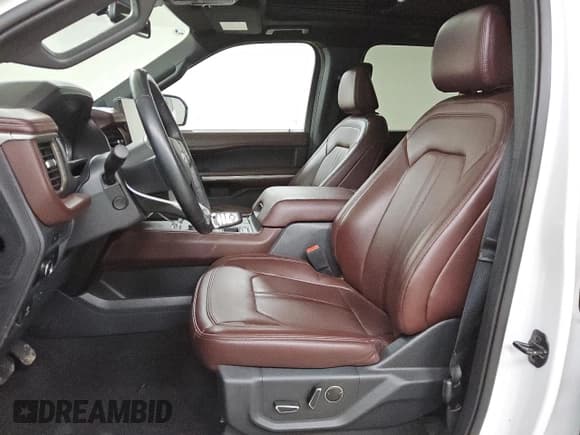 ✅ 2023 Ford Expedition Limited • VIN: 1FMJU1K83PEA59117 • Лот: 84970285. Опубликован ранее на Copart с пробегом 54 396 миль. Бесплатный доступ к архиву аукционных продаж из США и подробный отчёт об истории автомобиля на DreamBid. Изображение 7.