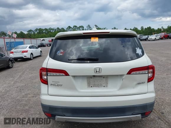 ✅ 2019 Honda Pilot EX-L • VIN: 5FNYF6H49KB067552 • Lot: 42718497. Listed on IAAI with 75,483 mi. Free auction sales archive from the USA and detailed vehicle history report at DreamBid. Image 19.