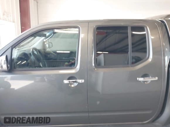 ✅ 2005 Nissan Frontier Nismo • VIN: 1N6AD07WX5C451295 • Lot: 42837298. Listed on IAAI with Not provided. Free auction sales archive from the USA and detailed vehicle history report at DreamBid. Image 14.