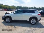 ✅ 2022 Toyota Corolla Cross LE • VIN: 7MUCAABG2NV019119 • Lot: 43157875. Listed on IAAI with 38,566 mi. Free auction sales archive from the USA and detailed vehicle history report at DreamBid. Image 14.