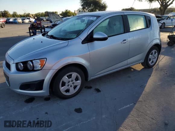 ✅ 2013 Chevrolet Sonic LS • VIN: 1G1JA6SH0D4238302 • Lot: 92689715. Listed on Copart with 101,769 mi. Free auction sales archive from the USA and detailed vehicle history report at DreamBid. Image 1.