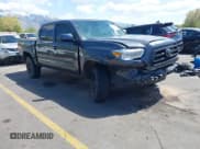 ✅ 2020 Toyota Tacoma SR5 • VIN: 3TMCZ5AN4LM310874 • Lot: 42152561. Wystawiony na IAAI z przebiegiem 100 909 mil. Bezpłatny archiwum sprzedaży aukcyjnych z USA i szczegółowy raport historii pojazdu na DreamBid. Zdjęcie 1.