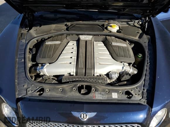 ✅ 2015 Bentley Flying Spur • VIN: SCBEC9ZA1FC049618 • Лот: 77380014. Опубликован ранее на Copart с пробегом 85 979 миль. Бесплатный доступ к архиву аукционных продаж из США и подробный отчёт об истории автомобиля на DreamBid. Изображение 11.