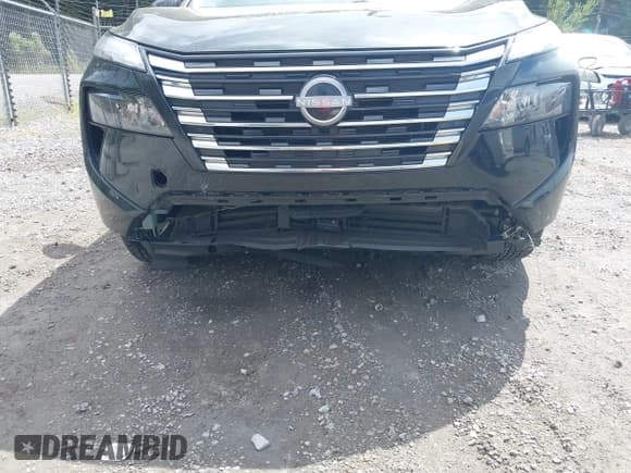 ✅ 2025 Nissan Rogue SV • VIN: 5N1BT3BA6SC784334 • Lot: 43282610. Wystawiony na IAAI z przebiegiem 27 252 mil. Bezpłatny archiwum sprzedaży aukcyjnych z USA i szczegółowy raport historii pojazdu na DreamBid. Zdjęcie 6.