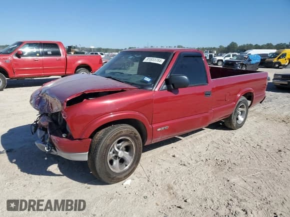 ✅ 2003 Chevrolet S-10 LS • VIN: 1GCCS14X938174918 • Лот: 81833784. Опубликован ранее на Copart с пробегом 168 818 миль. Бесплатный доступ к архиву аукционных продаж из США и подробный отчёт об истории автомобиля на DreamBid. Изображение 1.