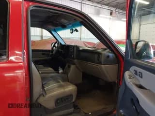 ✅ 2002 Chevrolet Suburban LT • VIN: 1GNFK16Z02J287232 • Лот: 42393349. Опубликован ранее на IAAI с пробегом 221 800 миль. Бесплатный доступ к архиву аукционных продаж из США и подробный отчёт об истории автомобиля на DreamBid. Изображение 5.