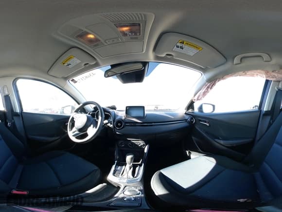 ✅ 2016 Scion iA • VIN: 3MYDLBZV8GY133061 • Lot: 43682172. Wystawiony na IAAI z przebiegiem 110 906 mil. Bezpłatny archiwum sprzedaży aukcyjnych z USA i szczegółowy raport historii pojazdu na DreamBid. Zdjęcie 19.