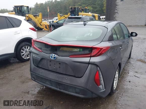 2017 Toyota Prius Plus с VIN JTDKARFP2H3032165, выставлен на аукционе IAAI как лот 43298667 с пробегом 51 567 миль миль и . История ставок и продаж доступна на DreamBid. Изображение 16.