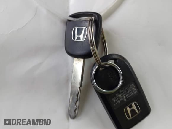 ✅ 2006 Honda Odyssey EX-L • VIN: 5FNRL38776B065178 • Лот: 43657585. Опубликован ранее на IAAI с пробегом 134 807 миль. Бесплатный доступ к архиву аукционных продаж из США и подробный отчёт об истории автомобиля на DreamBid. Изображение 11.