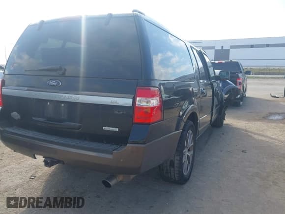 ✅ 2017 Ford Expedition Max XLT • VIN: 1FMJK1HT2HEA60441 • Lot: 43630801. Listed on IAAI with 137,393 mi. Free auction sales archive from the USA and detailed vehicle history report at DreamBid. Image 4.