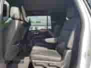 ✅ 2021 Chevrolet Suburban RST • VIN: 1GNSCEKDXMR353609 • Lot: 54239095. Wystawiony na Copart z przebiegiem 102 769 mil. Bezpłatny archiwum sprzedaży aukcyjnych z USA i szczegółowy raport historii pojazdu na DreamBid. Zdjęcie 11.