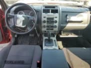 ✅ 2012 Ford Escape XLT • VIN: 1FMCU9DG3CKB65879 • Lot: 70223735. Wystawiony na Copart z przebiegiem 138 981 mil. Bezpłatny archiwum sprzedaży aukcyjnych z USA i szczegółowy raport historii pojazdu na DreamBid. Zdjęcie 8.