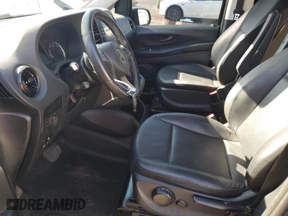 ✅ 2022 Mercedes-Benz Metris Cargo • VIN: W1YV0CEY1N4197925 • Lot: 80462495. Listed on Copart with 72,750 mi. Free auction sales archive from the USA and detailed vehicle history report at DreamBid. Image 7.