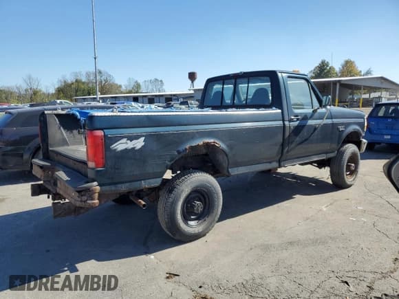 ✅ 1997 Ford F-350 • VIN: 1FTHF36H0VEC38828 • Lot: 84471955. Wystawiony na Copart z przebiegiem Nie podano. Bezpłatny archiwum sprzedaży aukcyjnych z USA i szczegółowy raport historii pojazdu na DreamBid. Zdjęcie 3.