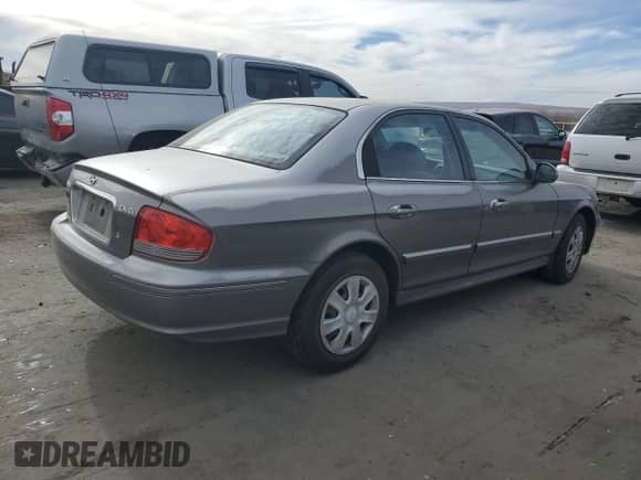 2004 Hyundai Sonata z VIN KMHWF25S14A044695, wystawiony jako Copart lot #41608795 z przebiegiem 54 904 mil mil oraz Czysty tytuł • Clean title. Historia ofert i sprzedaży dostępna na DreamBid. Obrazek 3.