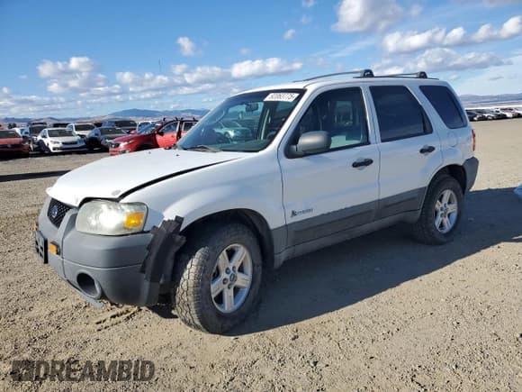 ✅ 2005 Ford Escape Hybrid • VIN: 1FMYU96H35KD42770 • Lot: 92063775. Wystawiony na Copart z przebiegiem 139 168 mil. Bezpłatny archiwum sprzedaży aukcyjnych z USA i szczegółowy raport historii pojazdu na DreamBid. Zdjęcie 1.