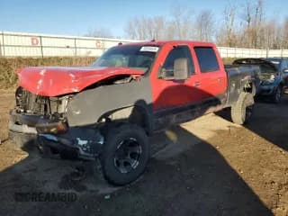 ✅ 2005 Chevrolet Silverado 2500HD LS • VIN: 1GCHK23235F948175 • Lot: 93094835. Wystawiony na Copart z przebiegiem Nie podano. Bezpłatny archiwum sprzedaży aukcyjnych z USA i szczegółowy raport historii pojazdu na DreamBid. Zdjęcie 1.