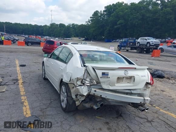 ✅ 2008 Nissan Maxima SE • VIN: 1N4BA41E98C815157 • Lot: 42640996. Listed on IAAI with 211,233 mi. Free auction sales archive from the USA and detailed vehicle history report at DreamBid. Image 3.