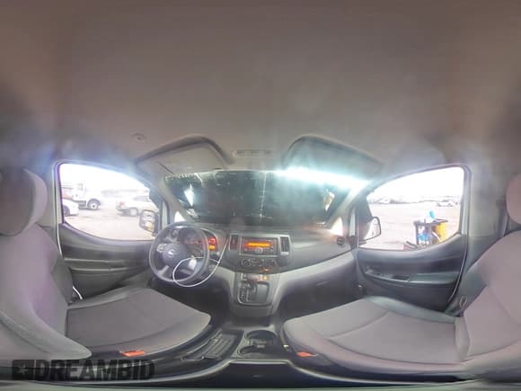 ✅ 2017 Nissan NV200 SV • VIN: 3N6CM0KN3HK705435 • Lot: 59018295. Wystawiony na Copart z przebiegiem 101 329 mil. Bezpłatny archiwum sprzedaży aukcyjnych z USA i szczegółowy raport historii pojazdu na DreamBid. Zdjęcie 15.