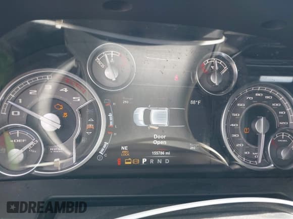 ✅ 2017 Ram 2500 Longhorn • VIN: 3C6UR5GL3HG779719 • Lot: 42920192. Wystawiony na IAAI z przebiegiem 155 786 mil. Bezpłatny archiwum sprzedaży aukcyjnych z USA i szczegółowy raport historii pojazdu na DreamBid. Zdjęcie 7.