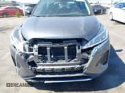 ✅ 2021 Nissan Kicks S • VIN: 3N1CP5BV6ML491720 • Lot: 43162308. Listed on IAAI with 102,694 mi. Free auction sales archive from the USA and detailed vehicle history report at DreamBid. Image 6.