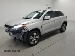 ✅ 2024 Mitsubishi Outlander S • VIN: JA4ARUAU9RU017821 • Lot: 92808755. Wystawiony na Copart z przebiegiem 31 328 mil. Bezpłatny archiwum sprzedaży aukcyjnych z USA i szczegółowy raport historii pojazdu na DreamBid. Zdjęcie 1.