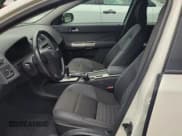 ✅ 2008 Volvo S40 2.4L • VIN: YV1MS390982367778 • Lot: 69634575. Wystawiony na Copart z przebiegiem 120 922 mil. Bezpłatny archiwum sprzedaży aukcyjnych z USA i szczegółowy raport historii pojazdu na DreamBid. Zdjęcie 5.