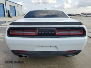 ✅ 2015 Dodge Challenger SXT • VIN: 2C3CDZAGXFH885060 • Lot: 64292684. Wystawiony na Copart z przebiegiem 62 150 mil. Bezpłatny archiwum sprzedaży aukcyjnych z USA i szczegółowy raport historii pojazdu na DreamBid. Zdjęcie 6.