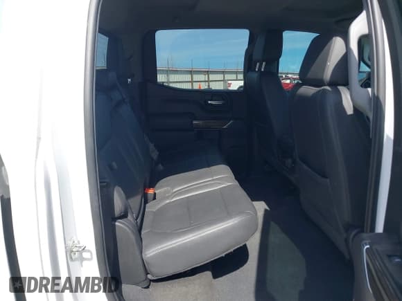 ✅ 2021 Chevrolet Silverado 1500 RST • VIN: 3GCUYEET4MG243452 • Лот: 41732000. Опубликован ранее на IAAI с пробегом 122 868 миль. Бесплатный доступ к архиву аукционных продаж из США и подробный отчёт об истории автомобиля на DreamBid. Изображение 8.