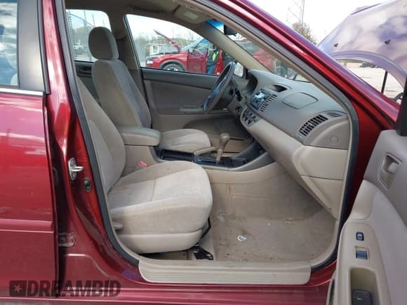 ✅ 2004 Toyota Camry LE • VIN: 4T1BE32K54U309354 • Лот: 43549175. Опубликован ранее на IAAI с пробегом 127 872 миль. Бесплатный доступ к архиву аукционных продаж из США и подробный отчёт об истории автомобиля на DreamBid. Изображение 5.