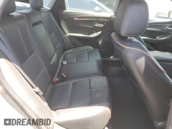 2019 Chevrolet Impala Premier z VIN 1G1105S35KU126237, wystawiony jako Copart lot #61374535 z przebiegiem 103 873 mil mil oraz Szkoda całkowita • Salvage title. Historia ofert i sprzedaży dostępna na DreamBid. Obrazek 10.