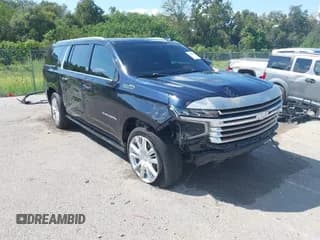 ✅ 2022 Chevrolet Suburban High Country • VIN: 1GNSKGKL2NR286432 • Lot: 43389047. Wystawiony na IAAI z przebiegiem 91 833 mil. Bezpłatny archiwum sprzedaży aukcyjnych z USA i szczegółowy raport historii pojazdu na DreamBid. Zdjęcie 1.