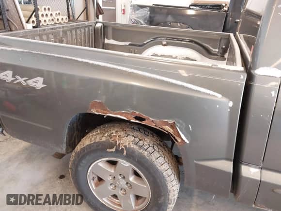 2006 Dodge Dakota SLT с VIN 1D7HW48J56S504245, выставлен на аукционе IAAI как лот 41533019 с пробегом 241 298 миль миль и . История ставок и продаж доступна на DreamBid. Изображение 6.