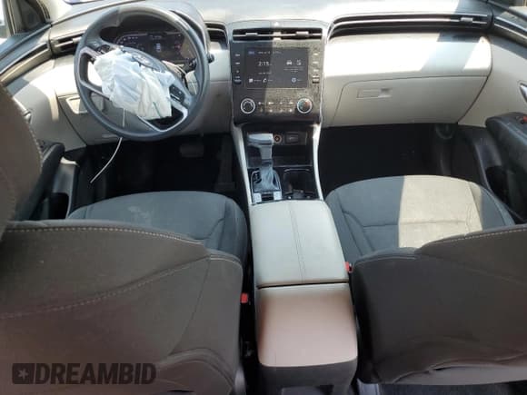 ✅ 2022 Hyundai Tucson SE • VIN: 5NMJA3AE7NH069644 • Lot: 67181905. Wystawiony na Copart z przebiegiem 61 804 mil. Bezpłatny archiwum sprzedaży aukcyjnych z USA i szczegółowy raport historii pojazdu na DreamBid. Zdjęcie 8.