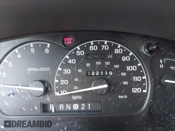 ✅ 2002 Ford Ranger XL Fleet • VIN: 1FTYR44V22PB26814 • Lot: 43468047. Wystawiony na IAAI z przebiegiem 122 119 mil. Bezpłatny archiwum sprzedaży aukcyjnych z USA i szczegółowy raport historii pojazdu na DreamBid. Zdjęcie 15.