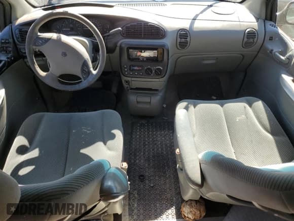 ✅ 1996 Dodge Caravan LE • VIN: 1B4GP54L1TB177917 • Lot: 91441315. Wystawiony na Copart z przebiegiem 152 203 mil. Bezpłatny archiwum sprzedaży aukcyjnych z USA i szczegółowy raport historii pojazdu na DreamBid. Zdjęcie 8.